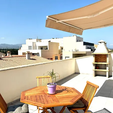 Atico Flores * Camarles